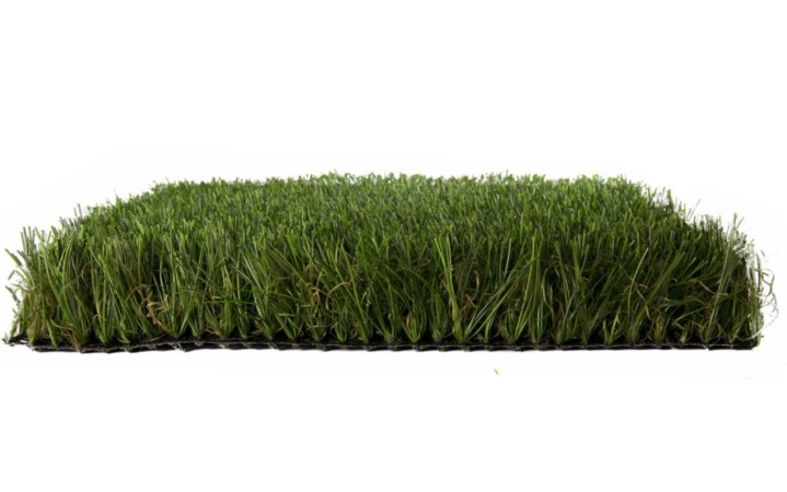 DECO 40 es un cesped artificial de 40 mm de altura de pelo que combina cuatro colores, tres tonos de verde y un tono beige que le dan gran realismo y naturalidad y que cuenta con hilo principal de polietileno en forma de diamante con tecnología Supersoft que lo hace extremadamente suave al tacto. 